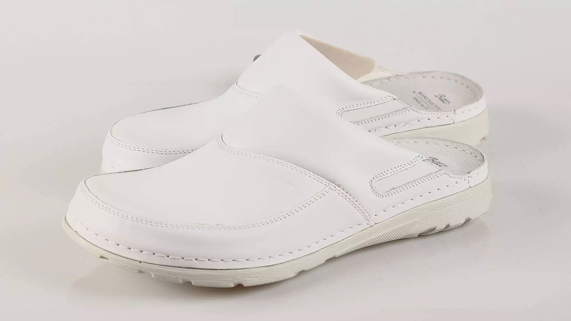 Batz PETER – muške klompe bijele boje – VV obuća trgovina